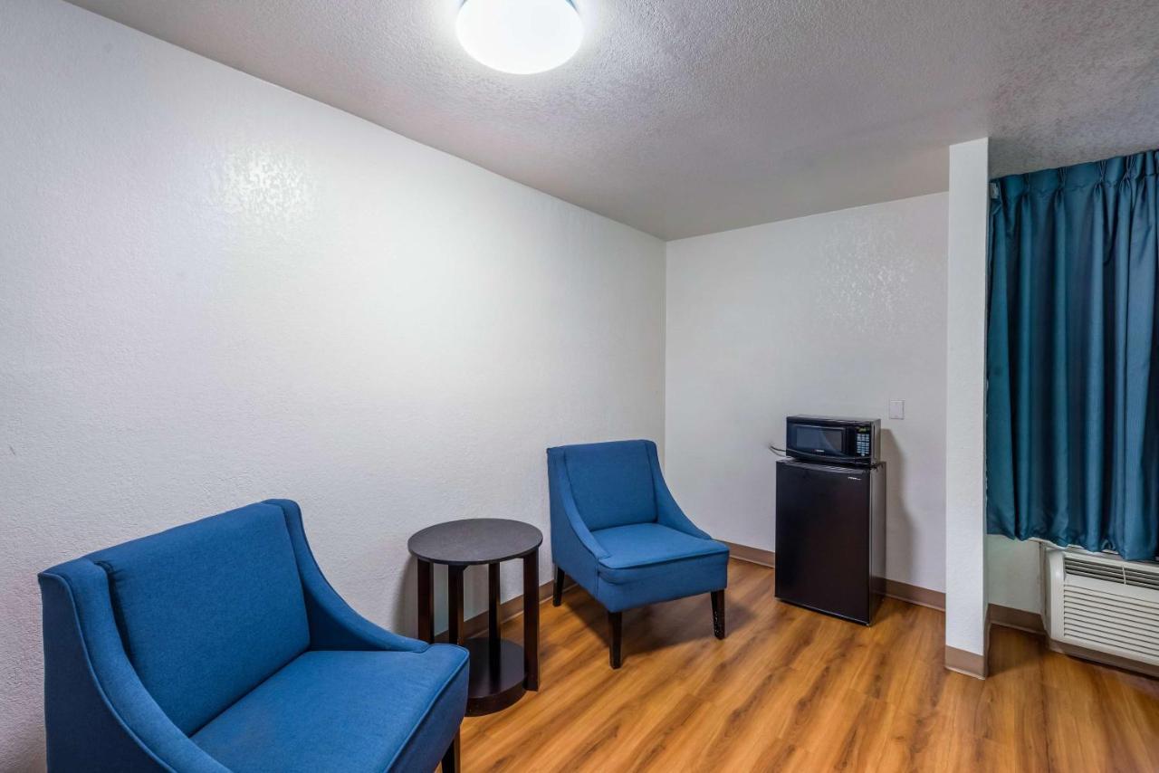Motel 6-Irving, Tx - Irving Dfw Airport East المظهر الخارجي الصورة