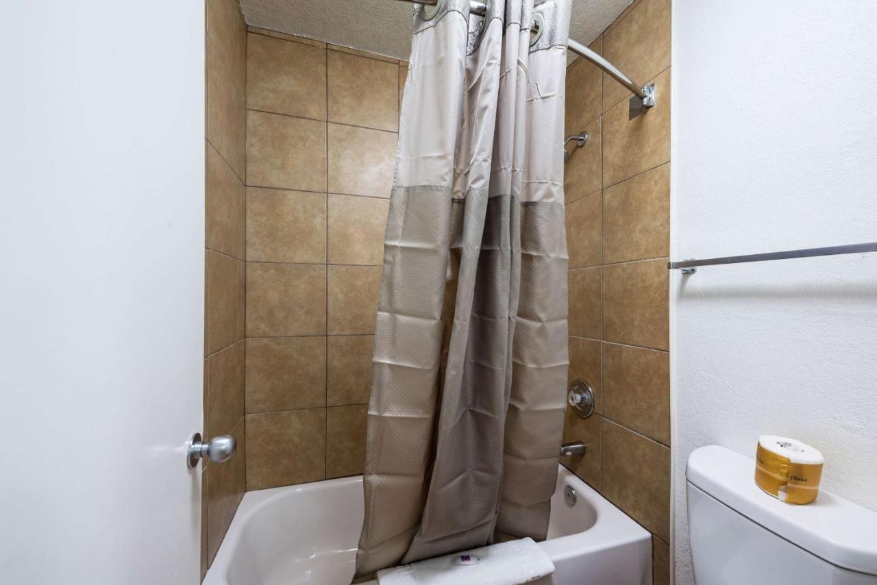 Motel 6-Irving, Tx - Irving Dfw Airport East المظهر الخارجي الصورة